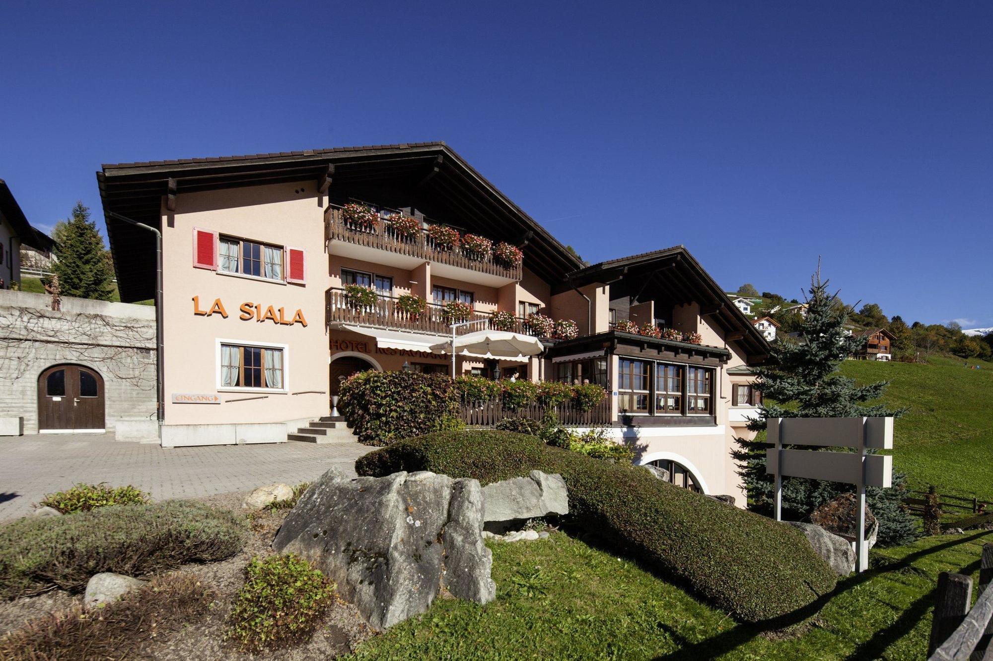 Hotel Restaurant La Siala ฟาเรลา ภายนอก รูปภาพ
